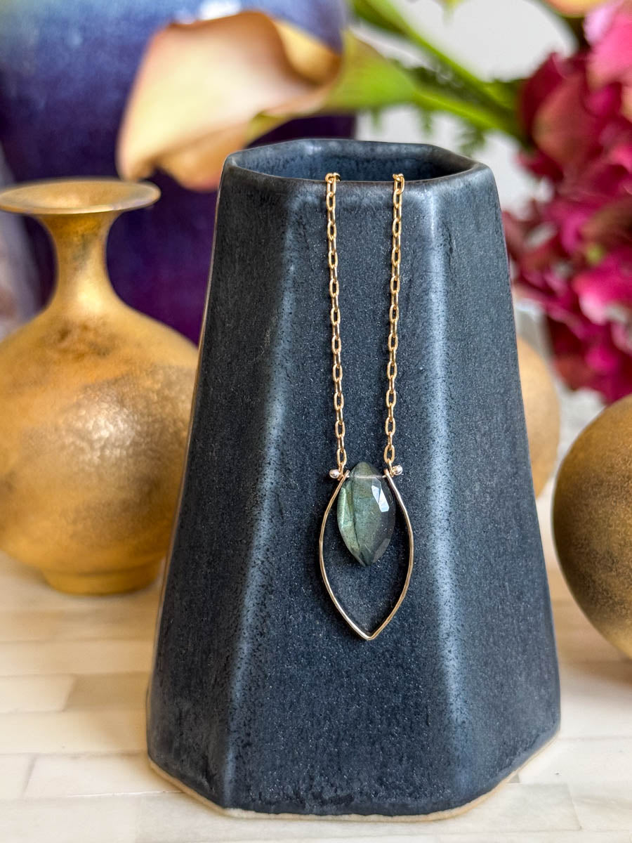 Mona Necklace