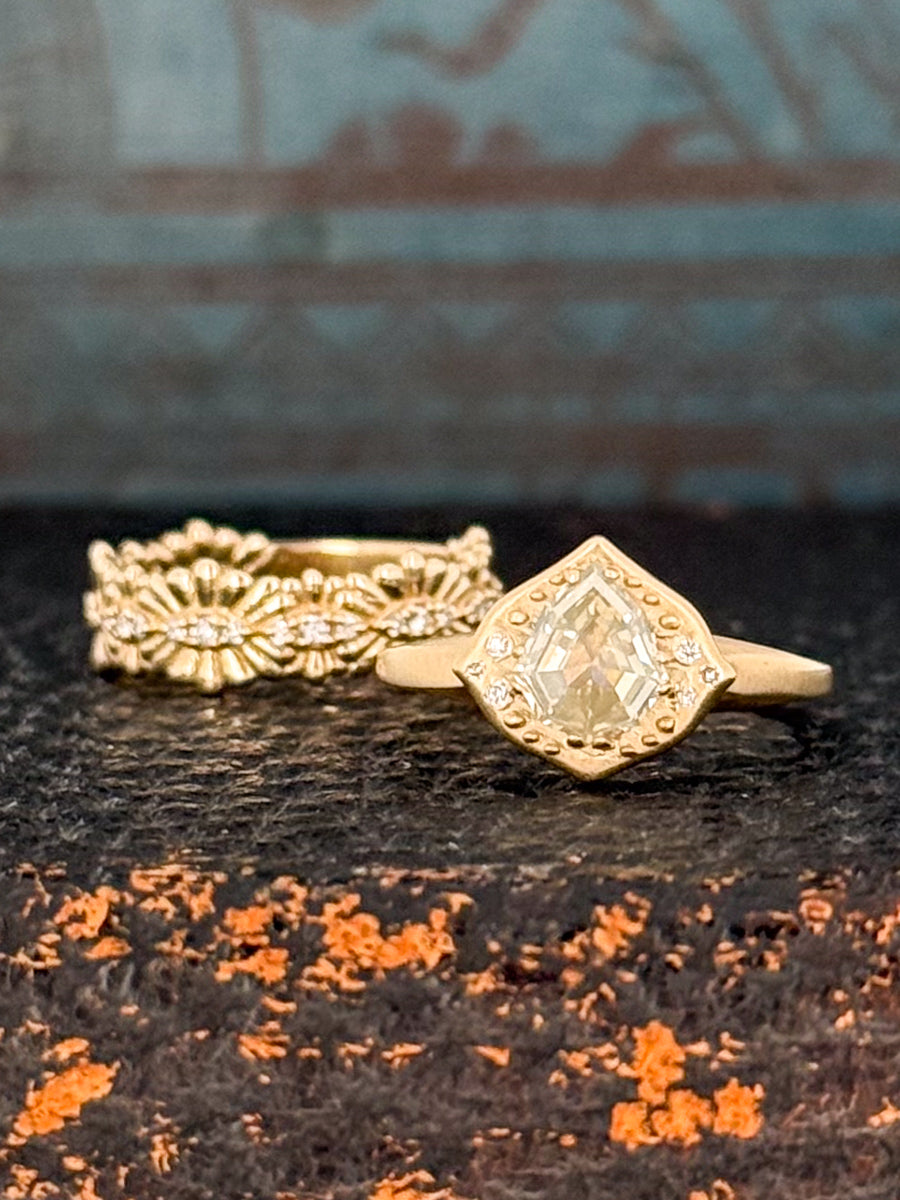 14K Lotus Diamond Ring
